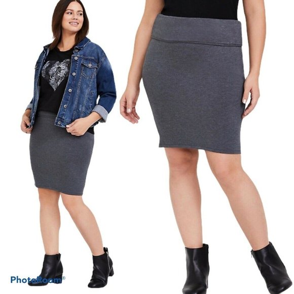 Torrid Dresses & Skirts - NEW Torrid Charcoal Grey Fleece Foldover Skirt